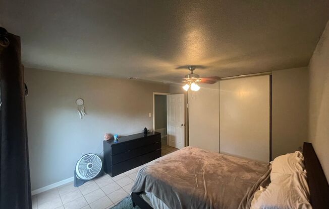 6850 Mountain Spring