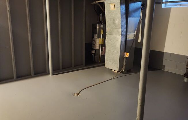 3 beds, 1.5 baths, 1,100 sqft, $1,500, Unit 3247