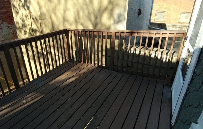 1 bed, 1 bath, 800 sqft, $995, Unit 2nd Flr
