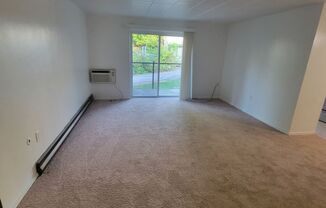 Studio, 1 bath, 465 sqft, $775