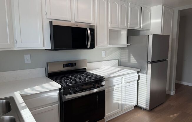 2 beds, 1 bath, 1,000 sqft, $2,795, Unit 5023C