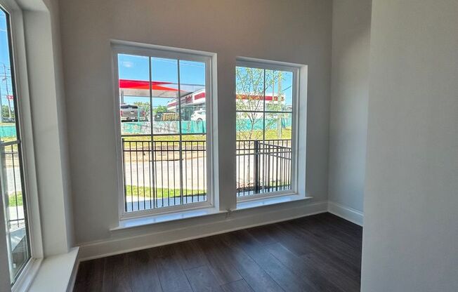 BRAND NEW In the heart of Chattanooga! 3 beds, 2.5 baths, 2 car garage in a gates community!