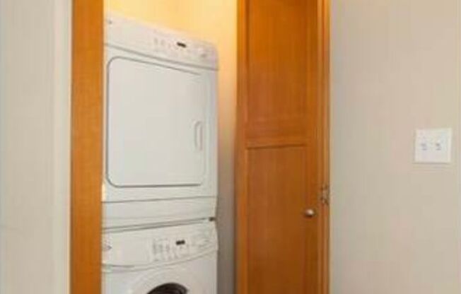 3 beds, 3.5 baths, $4,495