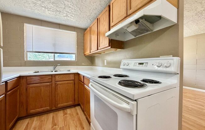 X1-Cheyenne Apartments