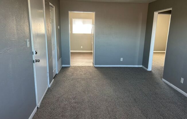 2 beds, 1 bath, 750 sqft, $1,070, Unit B08 1050 14