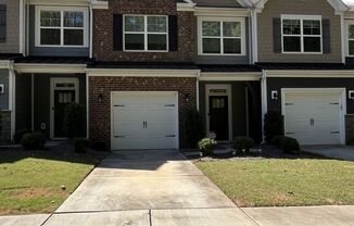 Newer 3 Bed + Loft Townhome in Davis Lake Area