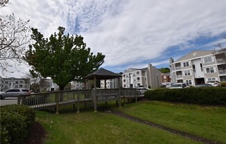 1867 CHANTILLY CT