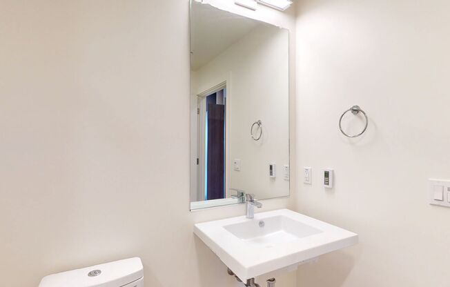 Studio, 1 bath, 463 sqft, $1,750, Unit 610