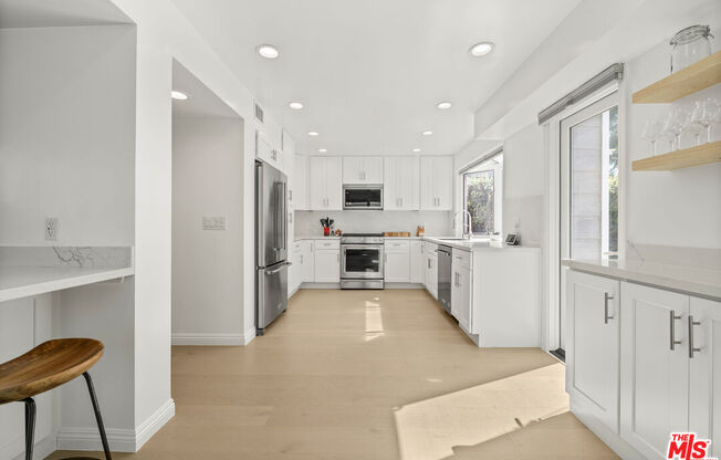 13082 Mindanao Way