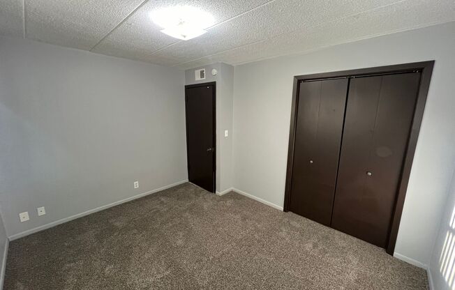 2 beds, 1 bath, 800 sqft, $875, Unit 7