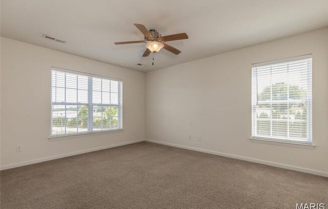 Lexington Place Apartments
