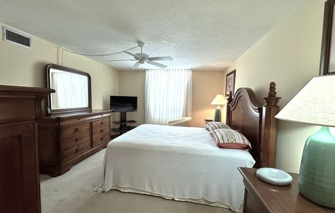 2 beds, 2 baths, $3,500, Unit #311