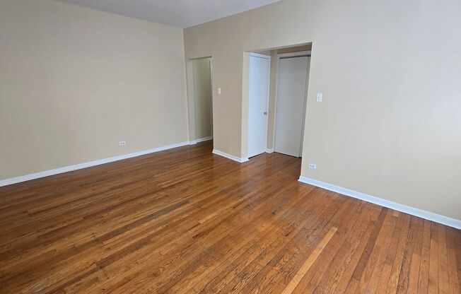 Studio, 1 bath, 550 sqft, $1,175, Unit 7722-3B