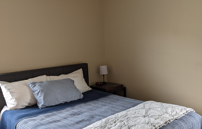 1 bed, 1 bath, 775 sqft, $1,700, Unit 95 Upper (Furnished)