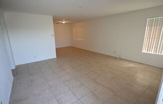 3 beds, 2.5 baths, $3,100, Unit 10650