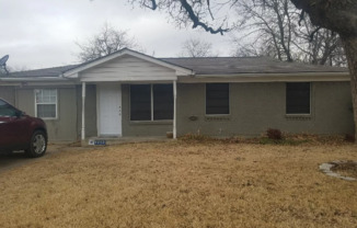 1717 MAGNOLIA DR