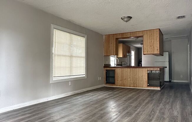 6200 N 44 ST