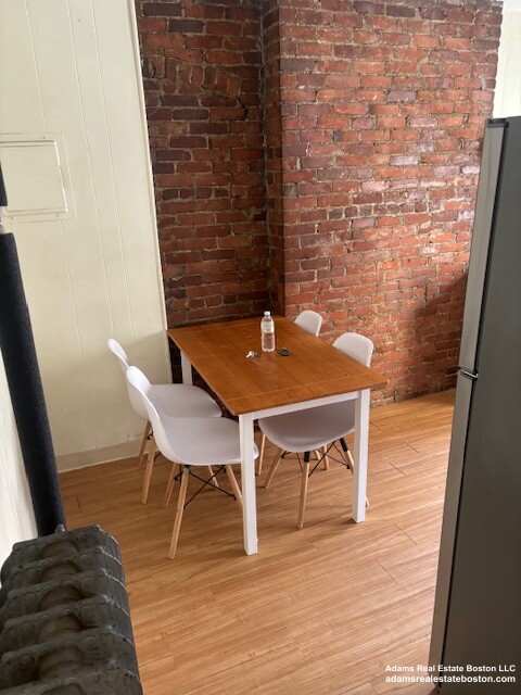 525 NEWBURY ST