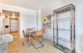 999 Brickell Bay Dr Apt 709