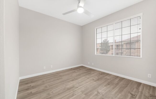 3 beds, 2.5 baths, $2,350, Unit # 1069