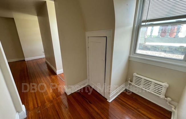 192 LARK ST
