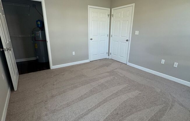 1 bed, 1 bath, 780 sqft, $795, Unit 240-A
