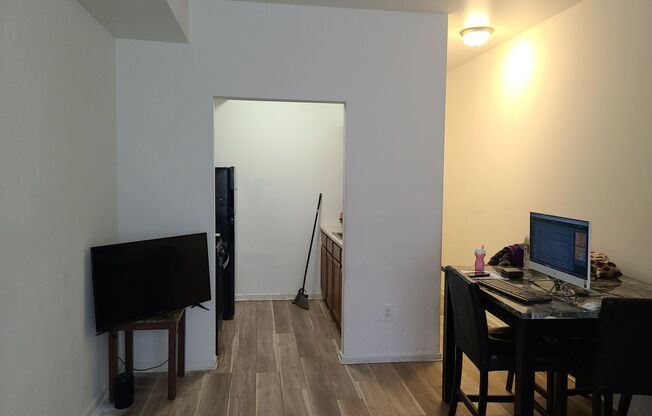 4103 Ogden St