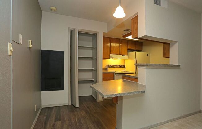 1 bed, 1 bath, 511 sqft, $829, Unit 0237