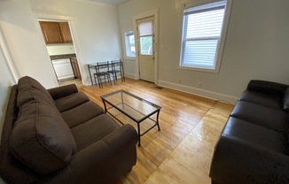 208 N 1st St Apt 1