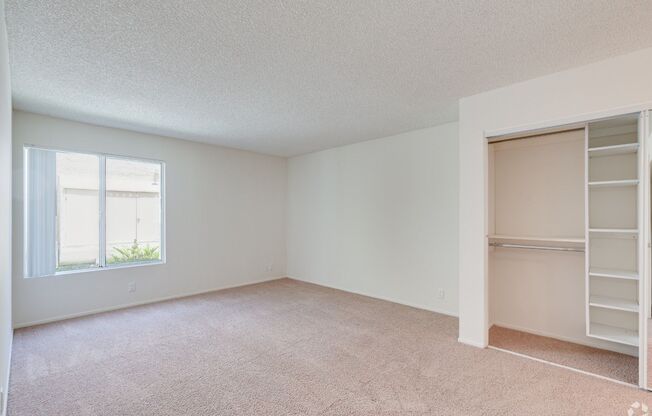 2 beds, 2 baths, 967 sqft, $2,620, Unit # 020