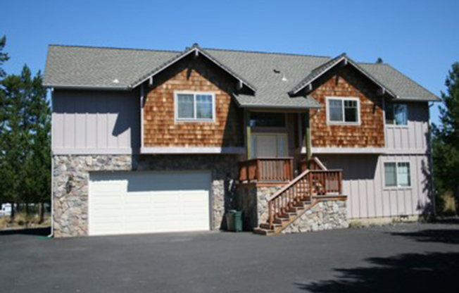 Furnished Seasonal Rental Through May 31, 2025! 17079 Merganser