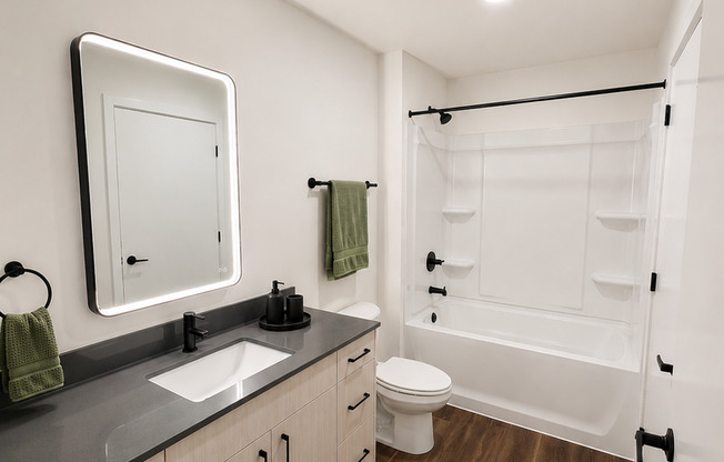 1 bed, 1 bath, 686 sqft, $1,950, Unit 116