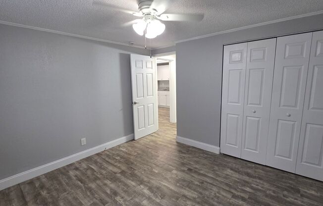 1 bed, 1 bath, 700 sqft, $1,150, Unit Unit 06