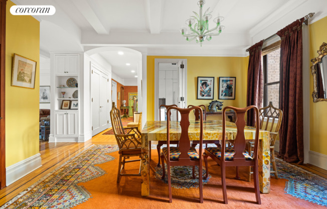 215 W 90 ST