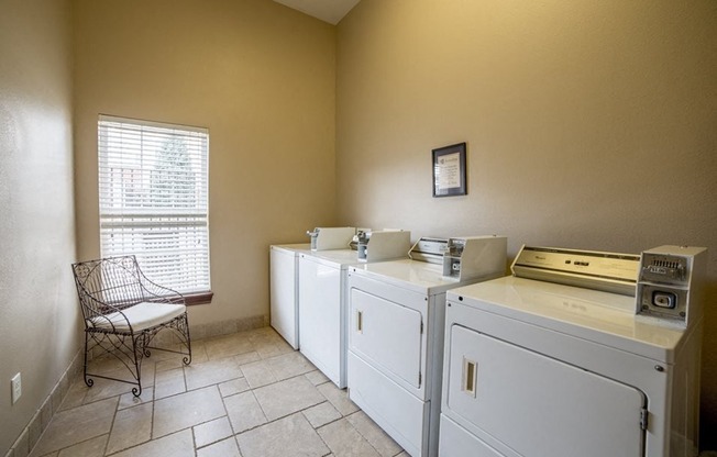 Photos - Laundry Facilities