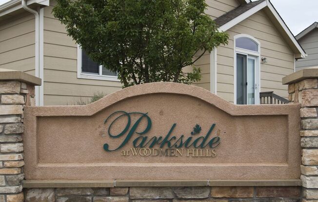 **HOLIDAY MOVE IN SPECIAL**