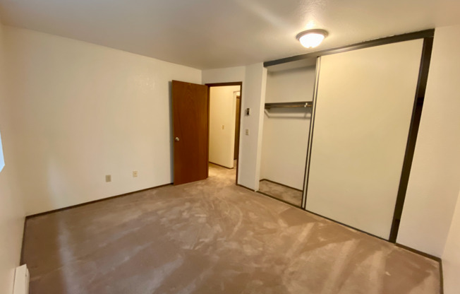 1 bed, 1 bath, 700 sqft, $1,500