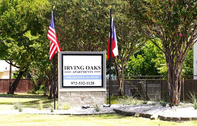 Irving Oaks Apartments