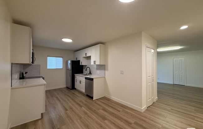 314 S CLARK DR