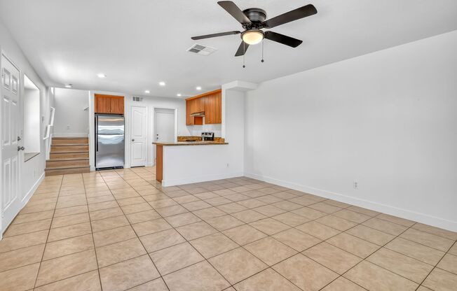 MOVE-IN READY 2-STORY 3-BEDROOM TOWNHOME IN LAS VEGAS!
