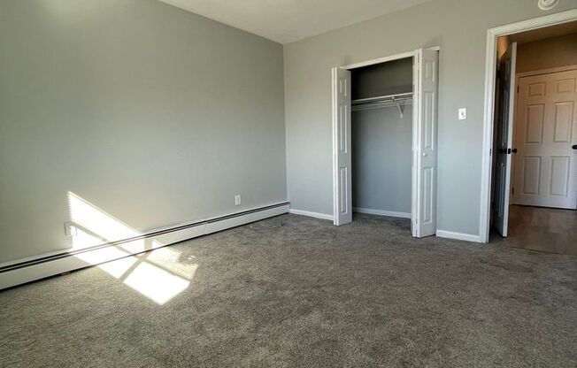 1 bed, 1 bath, 600 sqft, $1,475, Unit D - 34