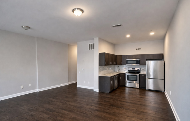 1 bed, 1 bath, 600 sqft, $1,450, Unit 1416-1F