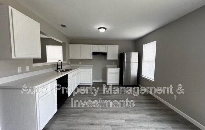 2912 OZARK AVE