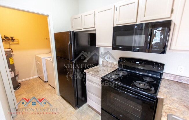 2 beds, 2 baths, 962 sqft, $1,495, Unit Apt 2014