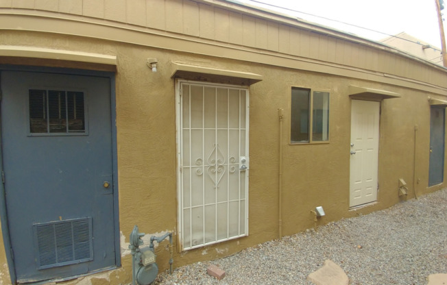 1 bed, 1 bath, 650 sqft, $815, Unit Unit 8