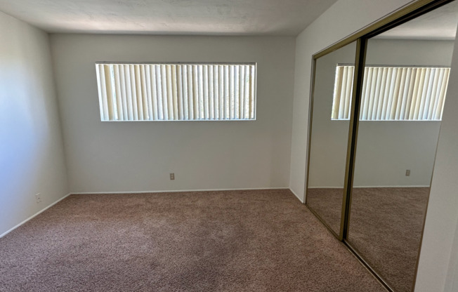 1 bed, 1 bath, $1,600, Unit 14