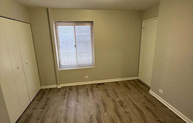 2 beds, 1.5 baths, $2,500, Unit 107