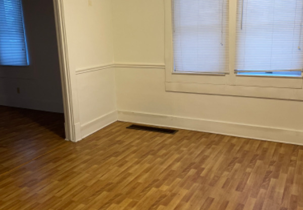 230 Bemont