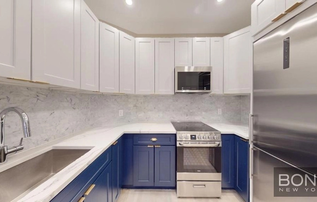 270 W 91 ST