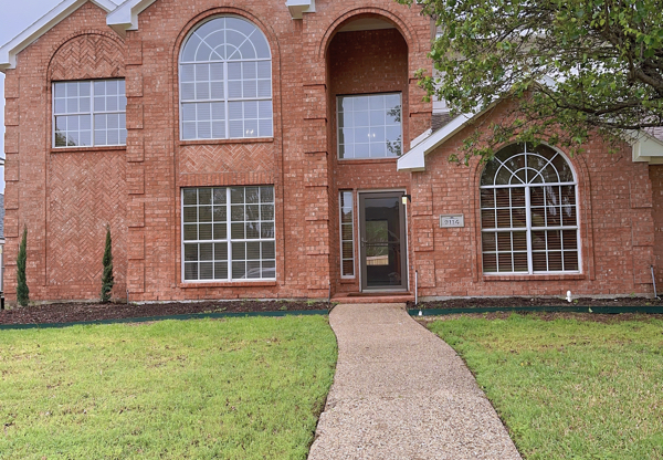 9114 WOODLAKE DR